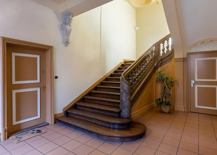 Travel Homes - The Invitation, Ideal Little Venice Colmar